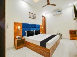 Hotel O Holiday First