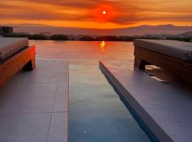 Sunset Hill Suites，位于米克诺斯城的带热水浴缸的酒店