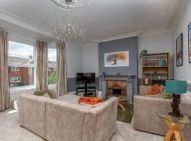 Spacious 1 Bedroom Apartment in Central Exeter