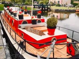 Très jolie péniche à louer