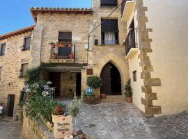 英范恩颂酒店，位于索斯-德尔雷卡托利科的精品酒店