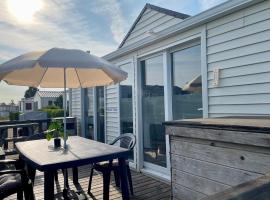 NORDSEE GLAMPING MobilheimChalet 2294，位于布列登的酒店