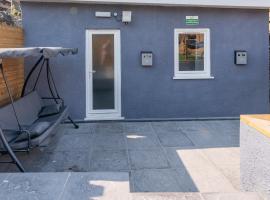 Private & Relaxed Apartments 6-10，位于卡迪夫的酒店