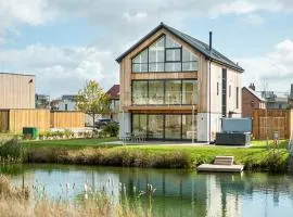 Everdene OI14 Lakeside Property with Hot Tub at Silverlake Dorset