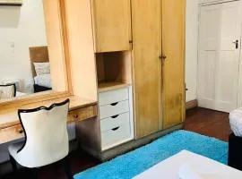 2 Rose Guesthouse