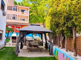 Lisbon Soul Surf Camp，位于卡斯卡伊斯的酒店