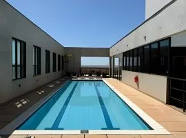 Flat em Hotel, Até 4 Hóspedes, Piscina, Garagem , Jr Catito
