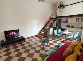 Holiday loft U Kotynku，位于卢日尼采河畔韦塞利的酒店