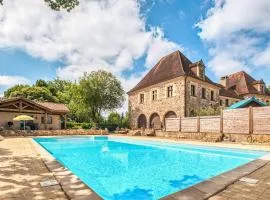 Stunning Home In Sainte-Trie With Wifi