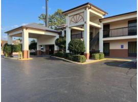 Motel 6 Laurel, MS，位于劳雷尔的酒店