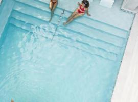 Nautilus by La Jamaca Hotels-Downtown La Parguera