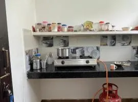 New Kashi darshan Family and group guest house