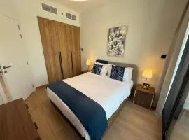 1BR Maryah Vista near Galleria, AD Mall & ADGM by Central Stay