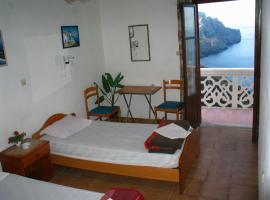 Aphrodite Hotel，位于Olympos的酒店