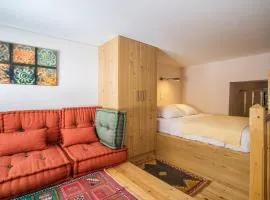 Seafront Studio with Loft Bed