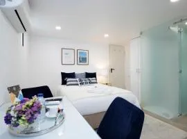 Airport - Std 1 - Ar Condicionado - Cave 25m2 269,10ft2 - Full Equipped - Ring Bell D