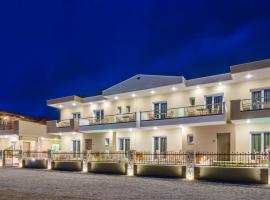 Lagaria Luxury Rooms & Apartments，位于艾斯普罗瓦塔的海滩短租房