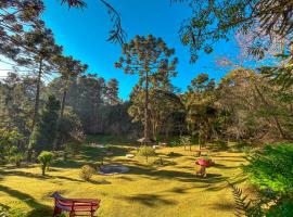 Hotel Fazenda Golden Park Campos do Jordão，位于坎波斯杜若尔当的酒店