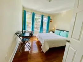 Tropical Oasis - Room 2