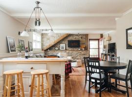 Hummingbird House by Country House Escapes，位于派恩希尔的酒店