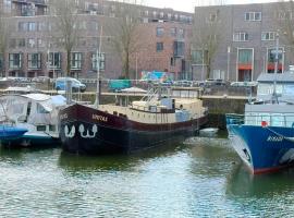 B&B Unitas Rotterdam，位于鹿特丹的酒店