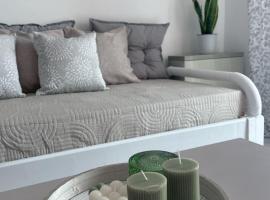 Philoxenia Apartments，位于萨摩斯的酒店