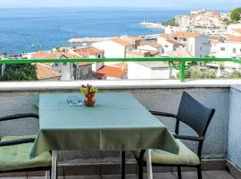 1 Bedroom Gorgeous Apartment In Podgora