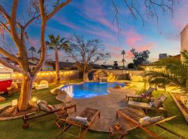 Perfect Getaway! Paradise With Free Heated Pool，位于梅萨的酒店