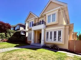 Peaceful Retreat in Arbutus