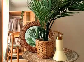 3-Min Walk from Achasan Station, 2-Bedroom Bali Mood Stay with Hinoki Aroma