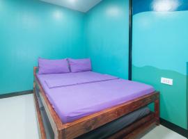 RedDoorz @ Dolce Cabanas Beach Resort，位于Zambales的酒店