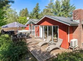 Lovely Home In Nørre Nebel With Sauna