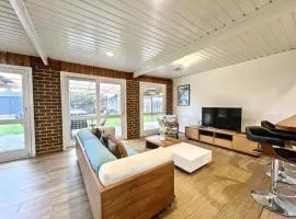 No 37 Endeavour Hills 4BR House