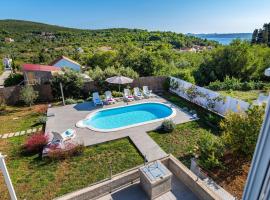 Lovely Home In Brbinj With Wifi，位于布里尼的酒店