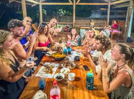 Sunset Surf Hostel Siargao，位于卢纳将军城的酒店