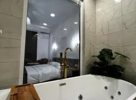 Jacuzi Suite Paradise
