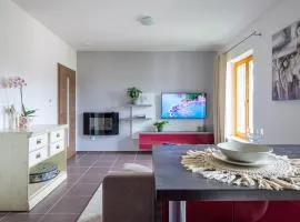Luxury Flat in Brno PurpleRED