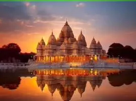 AYODHYA HOTEL RAGHUBIR NIKUNJ NEAR SARYU GHAT & HANUMAN GARHI TEMPLE - Offers Premium Rooms - #Wifi #Parking #Customer service - A Premium Homestay In AYODHYA