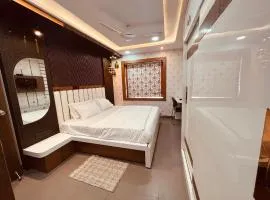 2bed 2bath 2AC kitchen , Puri , Near Beach, Homestay at Ananya Palm Beach Apartment