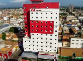 ibis Imperatriz，位于因佩拉特里斯的酒店