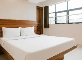 Hotel Silver Homes