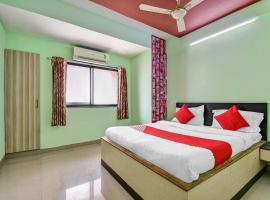 OYO Hotel Samarth Lodge，位于索拉普的酒店