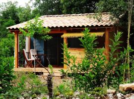 Gîte cosy Petit Canaillou，位于Saint-André-de-Cruzières的酒店