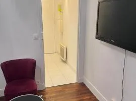 Affordable and fully-equipped studio