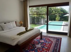 Makati Villa Tulamben