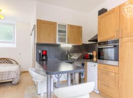 Gite de l'ecole - carlina，位于Barby的酒店