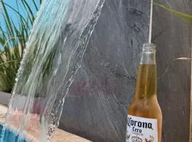 Casa 5 quadras da praça central com piscina