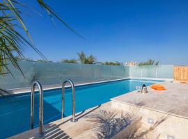 Salmar Court Holiday Apartments with Pool，位于Għaxaq的酒店