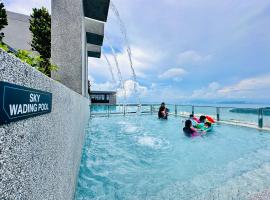 New LuxurySuite Rooftop Pool Stunning View airport 9pax，位于峇六拜的酒店
