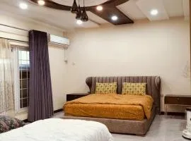 1-Room Cozy Private Stay in Changla Gali